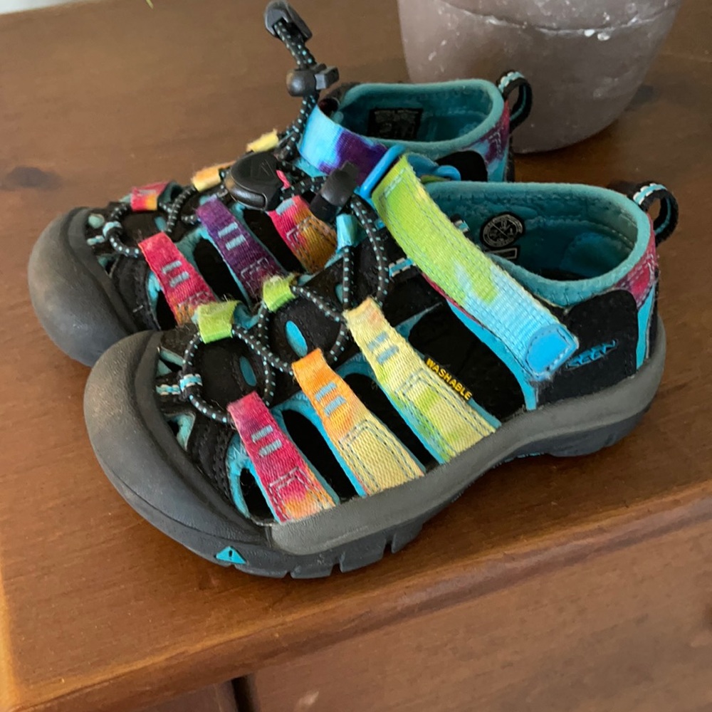 Rainbow keens
